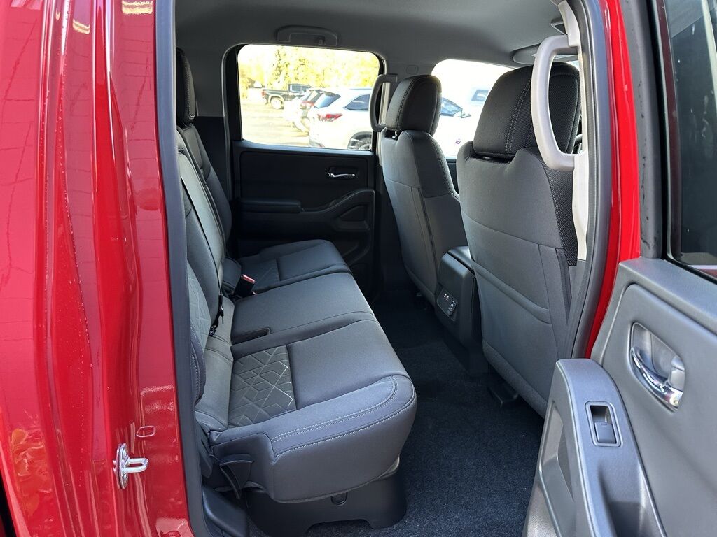 2025 Nissan Frontier SV w/Convenience &amp; Fender Audio Pkg San Clemente CA