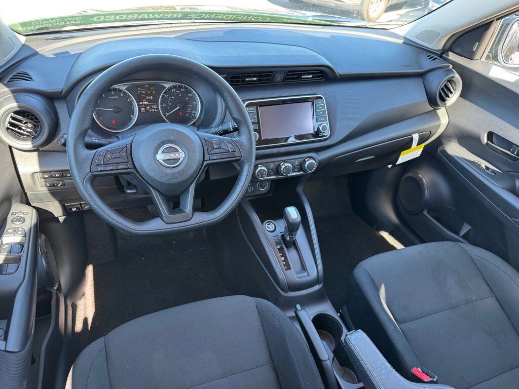 2025 Nissan Kicks Play S Johnson City TN 2025 Nissan Kicks Play S Johnson City TN