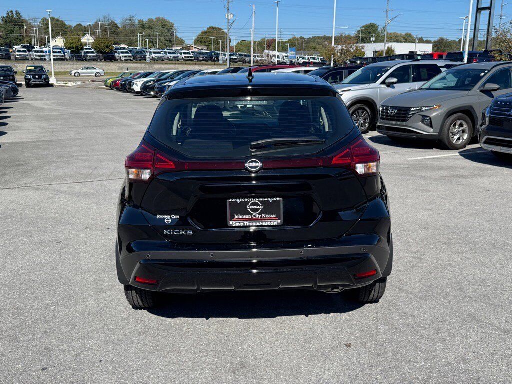 2025 Nissan Kicks Play S Johnson City TN 2025 Nissan Kicks Play S Johnson City TN