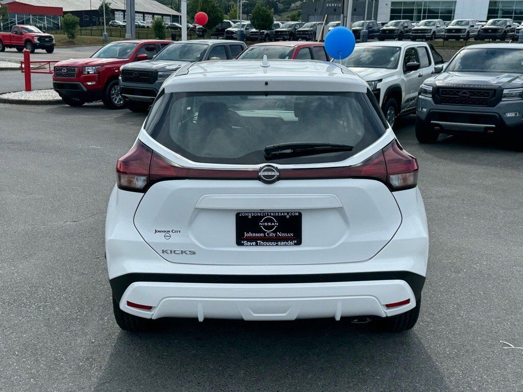 2025 Nissan Kicks Play S Johnson City TN 2025 Nissan Kicks Play S Johnson City TN