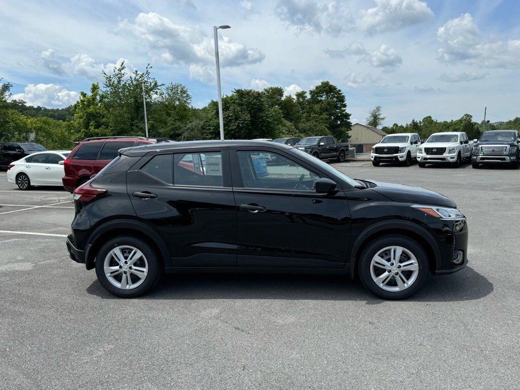 2025 Nissan Kicks Play S Johnson City TN 2025 Nissan Kicks Play S Johnson City TN