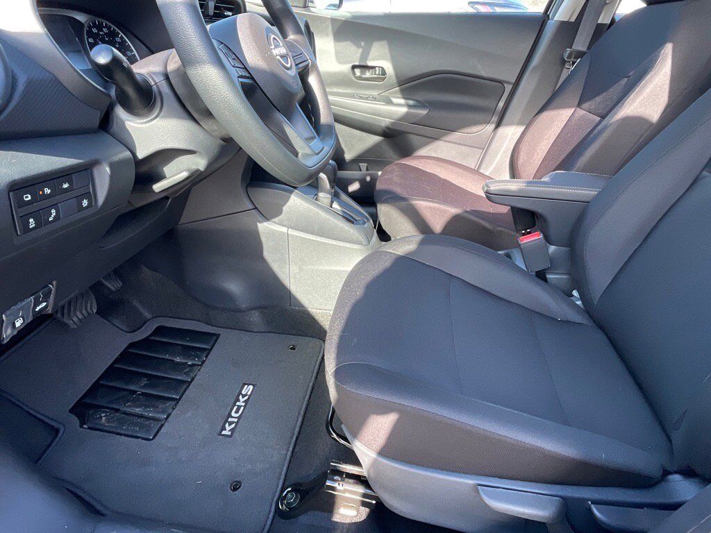 2025 Nissan Kicks Play S Oak Ridge TN 2025 Nissan Kicks Play S Oak Ridge TN