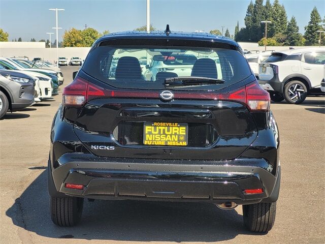 2025 Nissan Kicks Play S Roseville CA