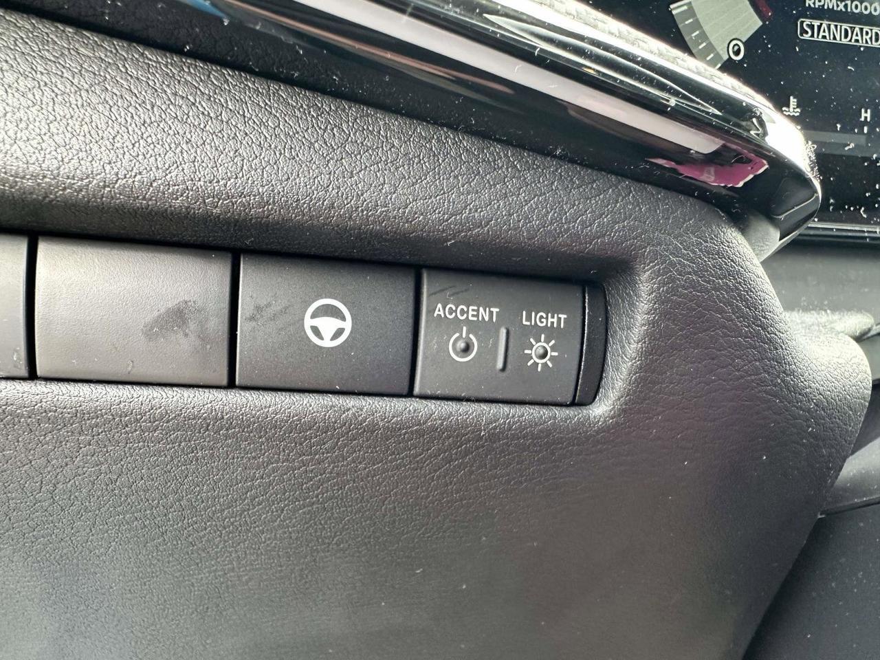 2025 Nissan Kicks SR Clifton Park NY