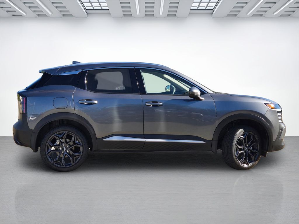 2025 Nissan Kicks SR 2025 Nissan Kicks SR