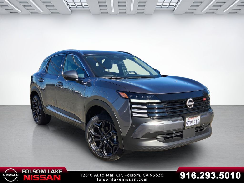 2025 Nissan Kicks SR 2025 Nissan Kicks SR