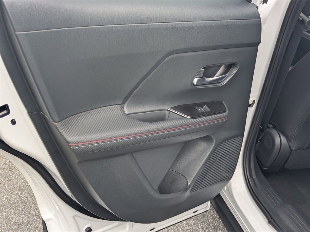 2025 Nissan Kicks SR Kennesaw GA 2025 Nissan Kicks SR Kennesaw GA