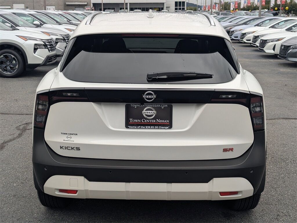 2025 Nissan Kicks SR Kennesaw GA 2025 Nissan Kicks SR Kennesaw GA