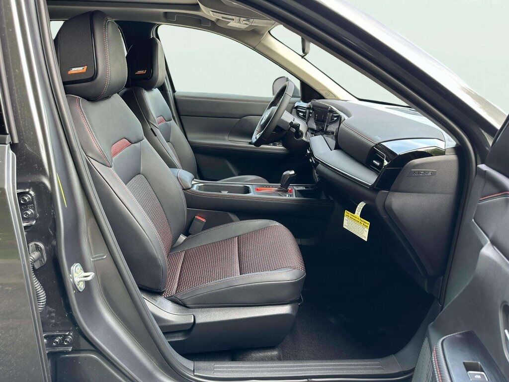 2025 Nissan Kicks SR San Clemente CA 2025 Nissan Kicks SR San Clemente CA