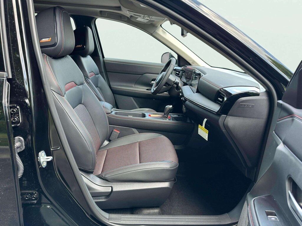 2025 Nissan Kicks SR San Clemente CA 2025 Nissan Kicks SR San Clemente CA