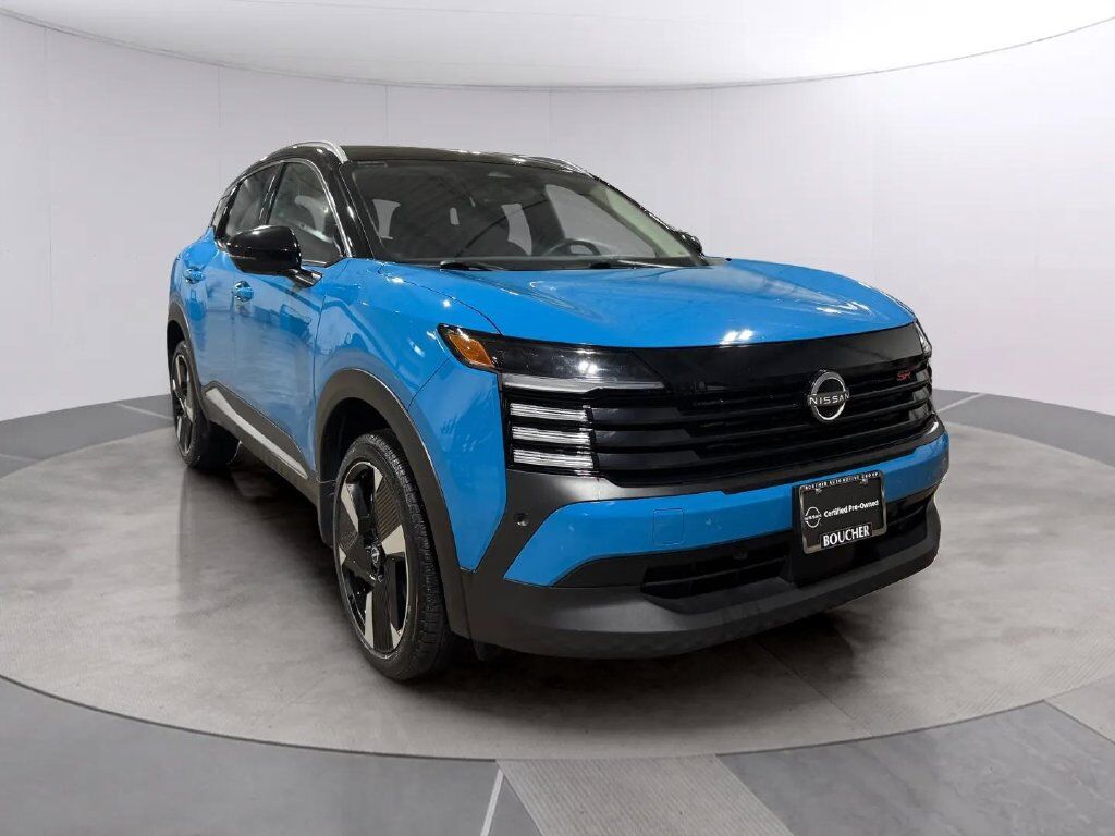 2025 Nissan Kicks SR