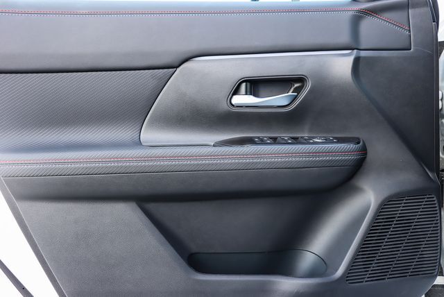 2025 Nissan Kicks SR El Monte CA 2025 Nissan Kicks SR El Monte CA