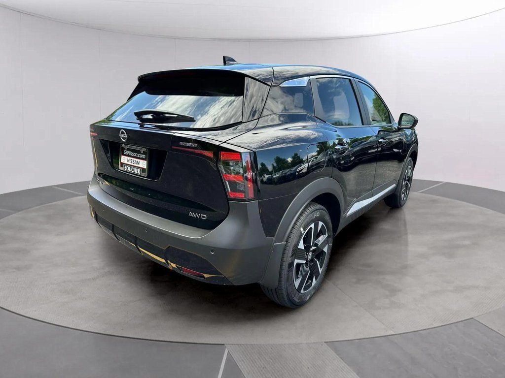 2025 Nissan Kicks SV