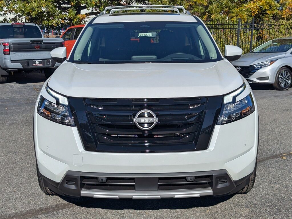 2025 Nissan Pathfinder Platinum Kennesaw GA 2025 Nissan Pathfinder Platinum Kennesaw GA