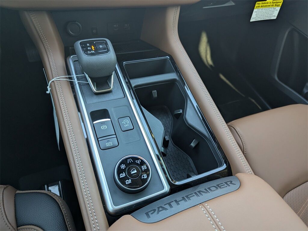 2025 Nissan Pathfinder Platinum Kennesaw GA 2025 Nissan Pathfinder Platinum Kennesaw GA