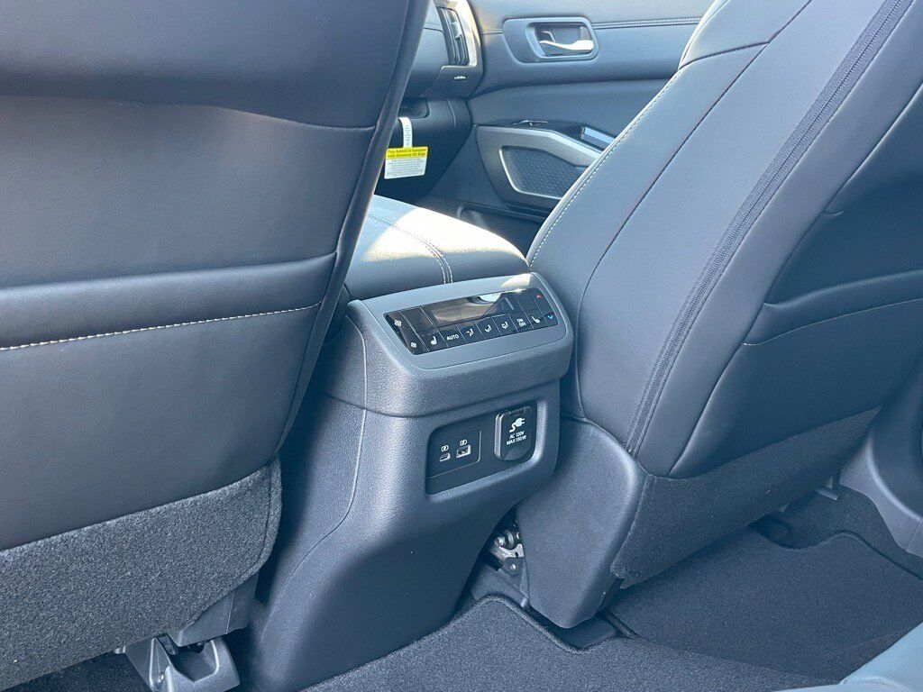 2025 Nissan Pathfinder Platinum Oak Ridge TN 2025 Nissan Pathfinder Platinum Oak Ridge TN