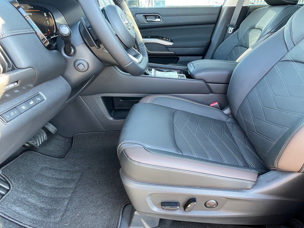 2025 Nissan Pathfinder Platinum Oak Ridge TN 2025 Nissan Pathfinder Platinum Oak Ridge TN