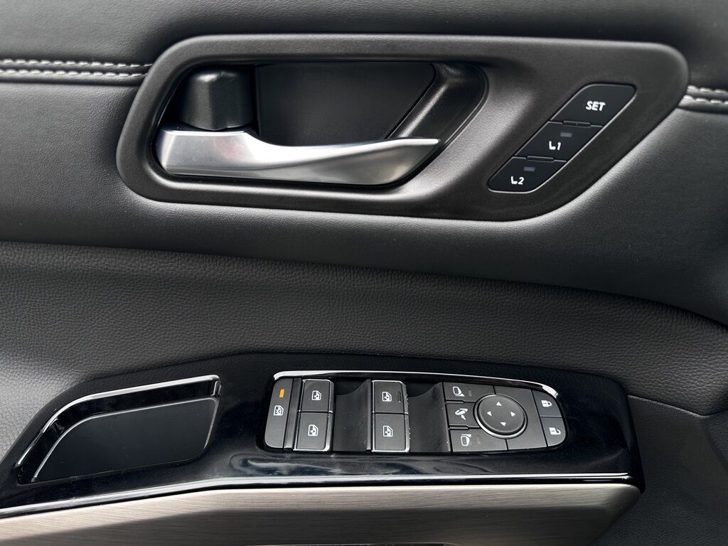 2025 Nissan Pathfinder Platinum San Clemente CA