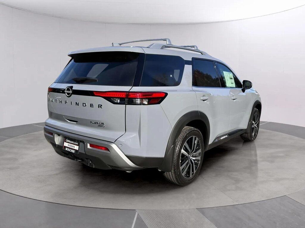 2025 Nissan Pathfinder Platinum