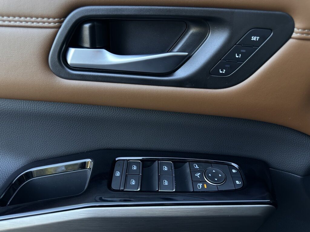 2025 Nissan Pathfinder Platinum San Clemente CA