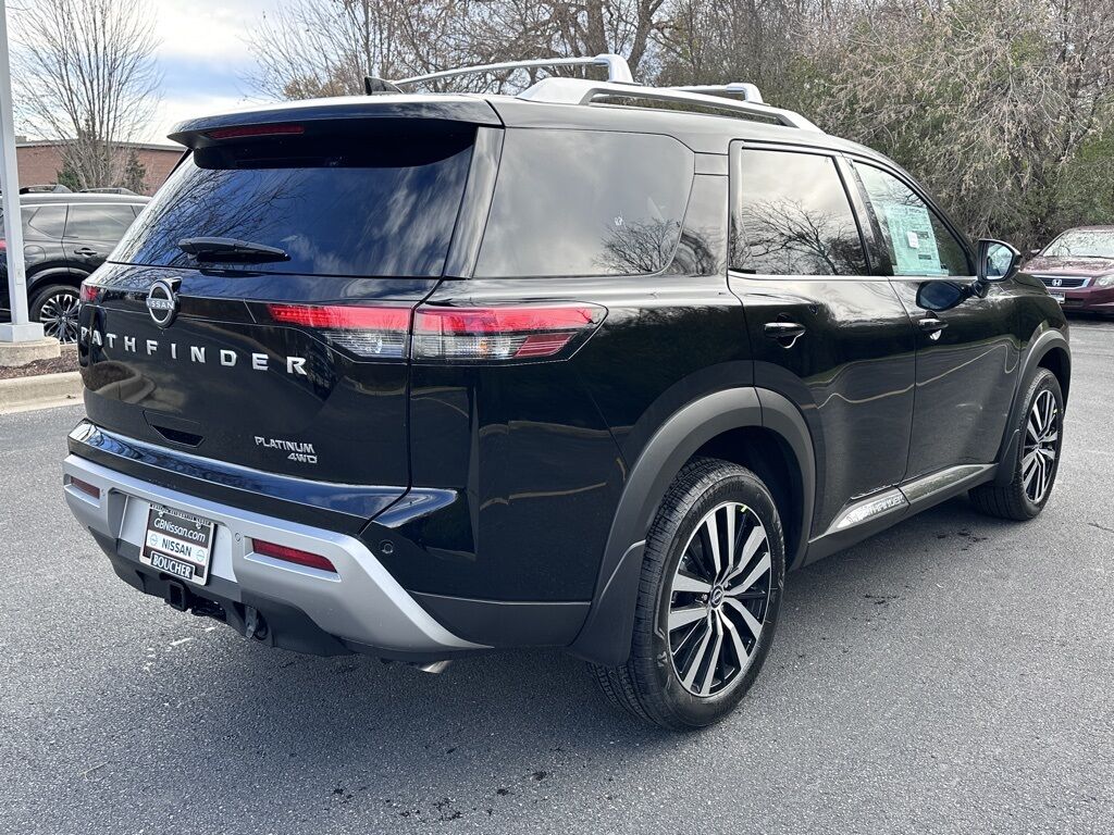 2025 Nissan Pathfinder Platinum