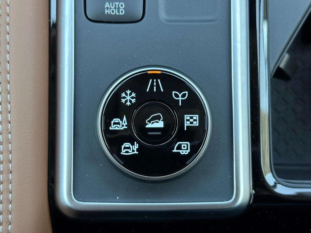 2025 Nissan Pathfinder Platinum San Clemente CA