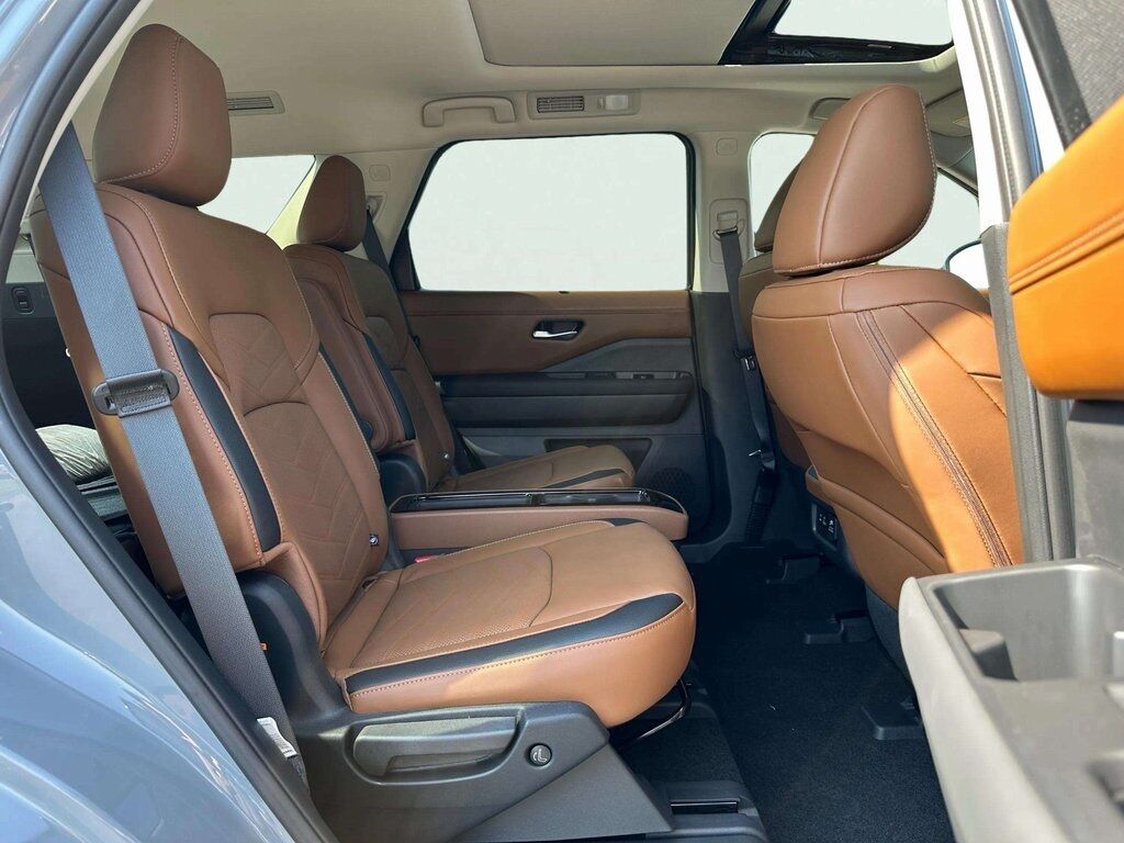 2025 Nissan Pathfinder Platinum San Clemente CA