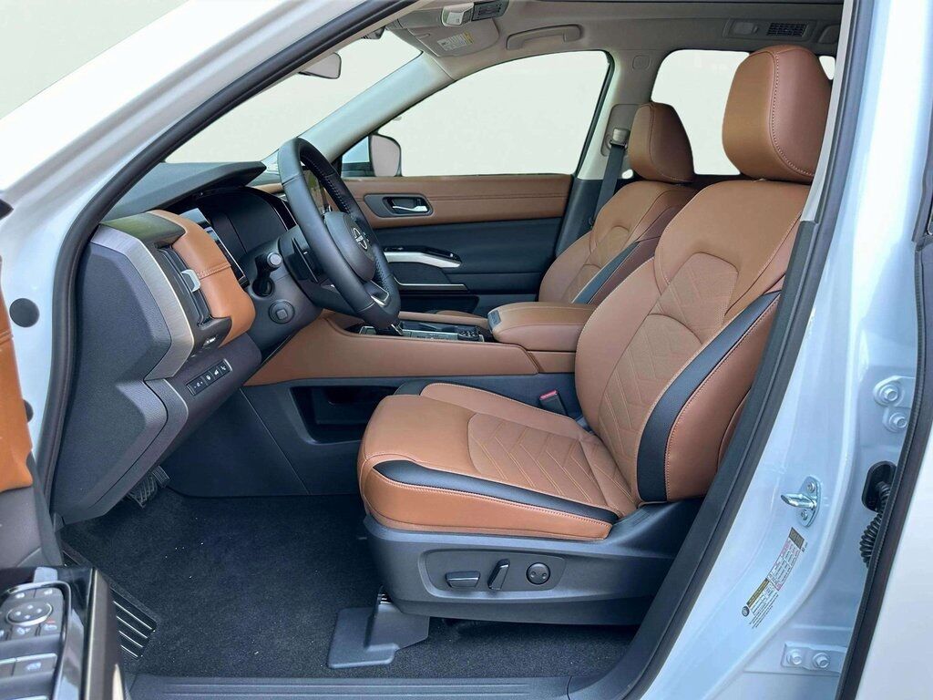 2025 Nissan Pathfinder Platinum San Clemente CA