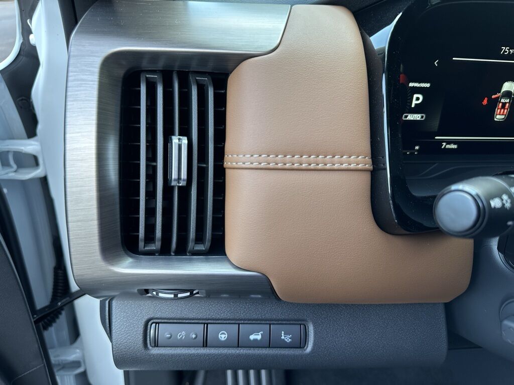 2025 Nissan Pathfinder Platinum San Clemente CA