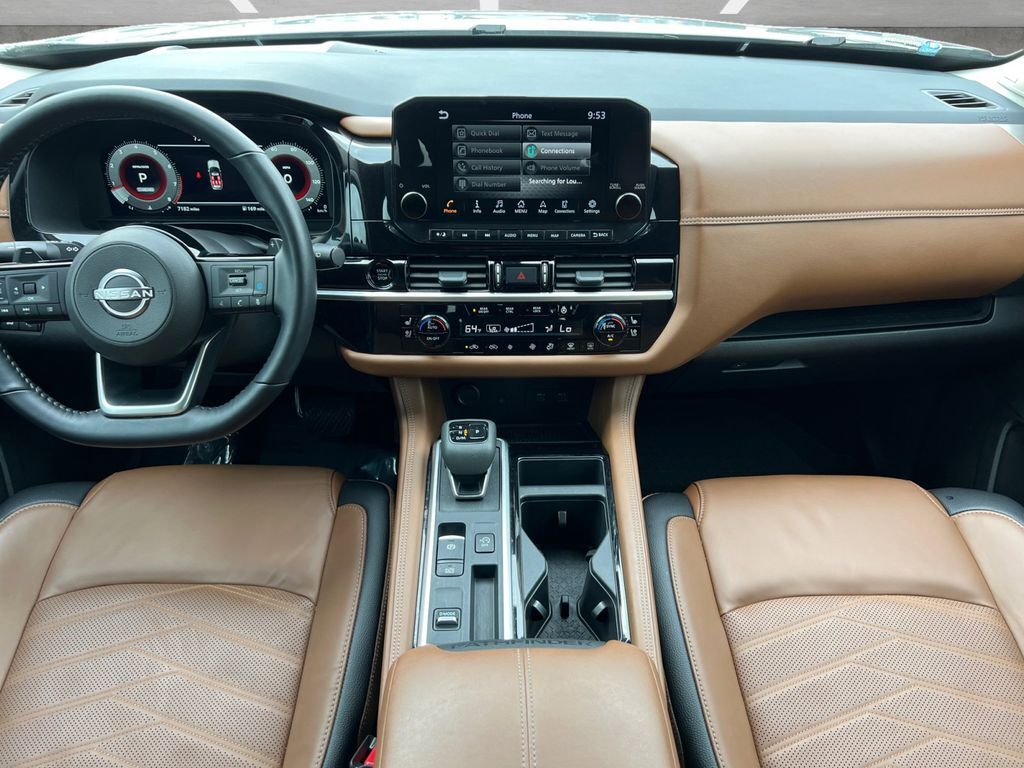 2025 Nissan Pathfinder Platinum