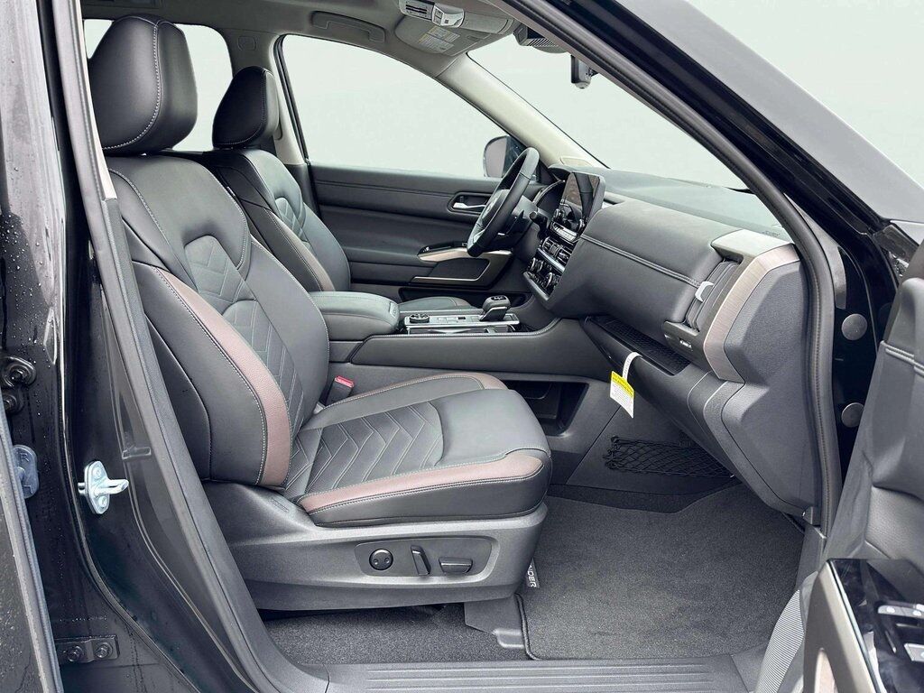 2025 Nissan Pathfinder Platinum San Clemente CA