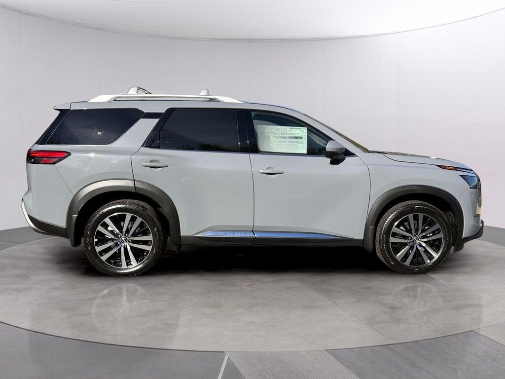 2025 Nissan Pathfinder Platinum San Clemente CA