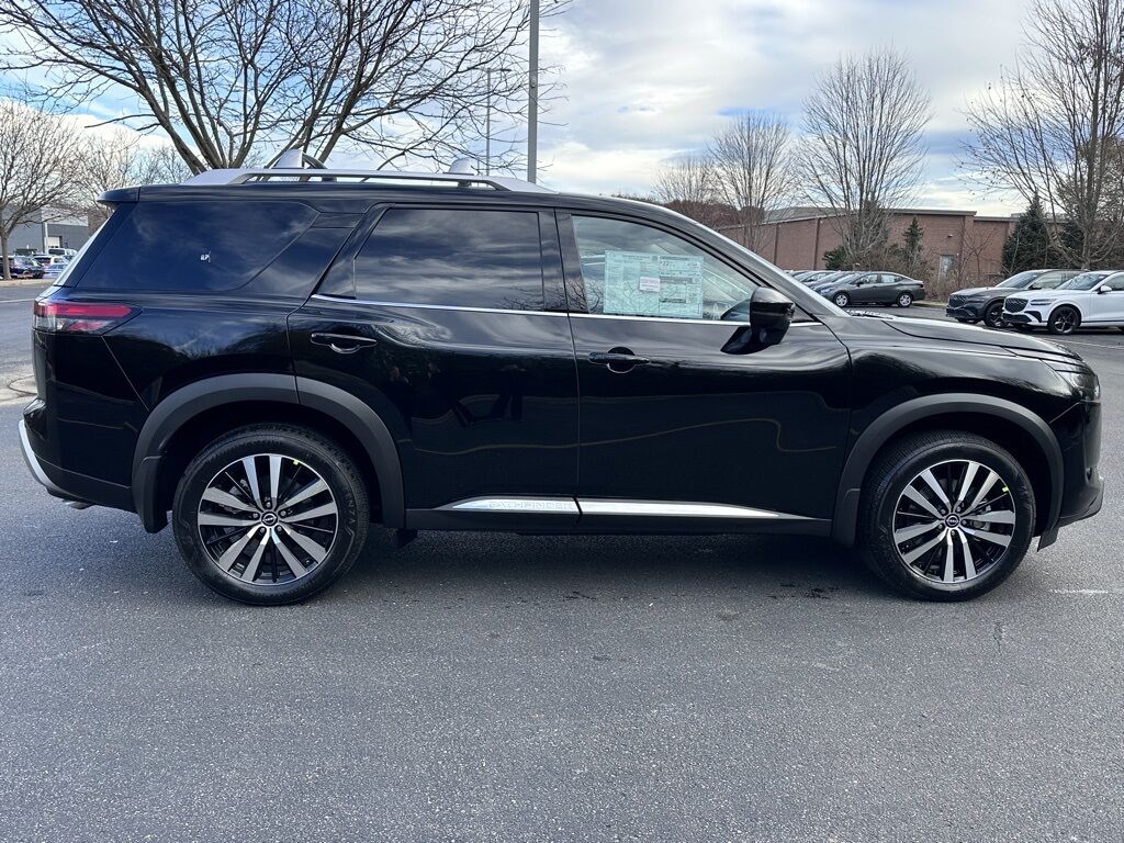 2025 Nissan Pathfinder Platinum San Clemente CA