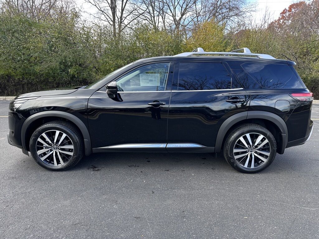 2025 Nissan Pathfinder Platinum San Clemente CA