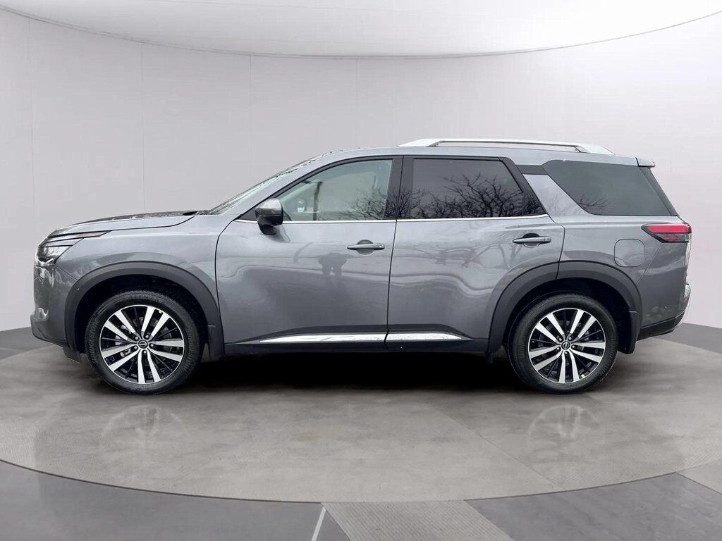 2025 Nissan Pathfinder Platinum San Clemente CA