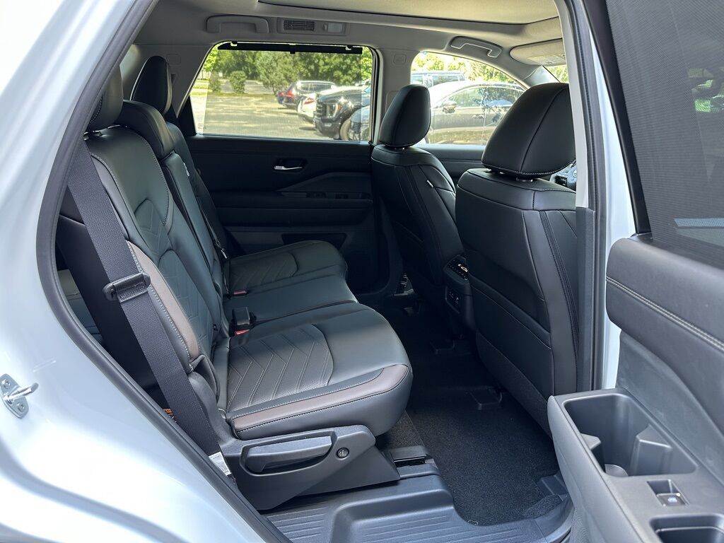 2025 Nissan Pathfinder Platinum San Clemente CA