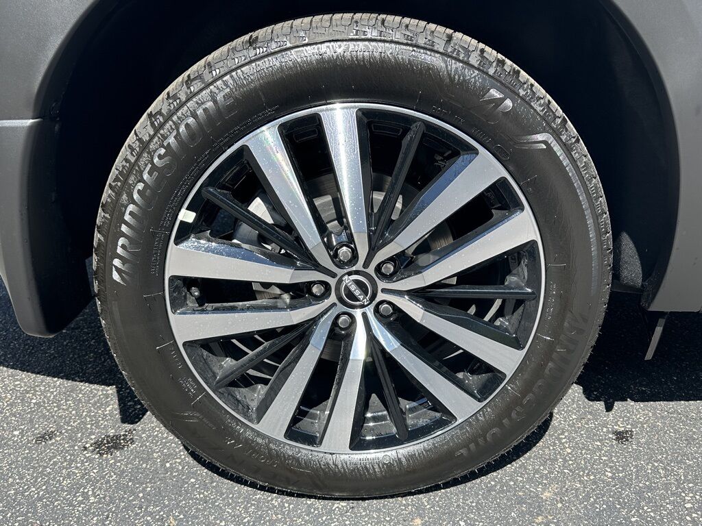 2025 Nissan Pathfinder Platinum San Clemente CA