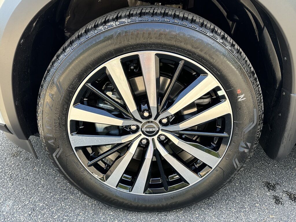 2025 Nissan Pathfinder Platinum San Clemente CA