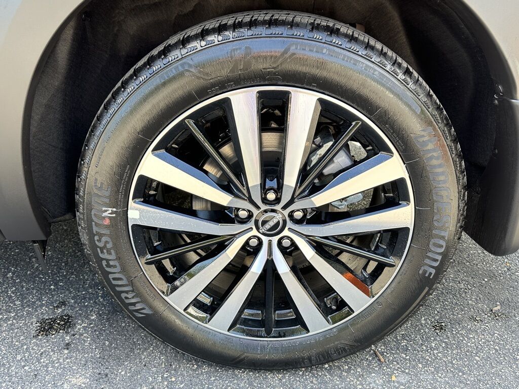 2025 Nissan Pathfinder Platinum San Clemente CA
