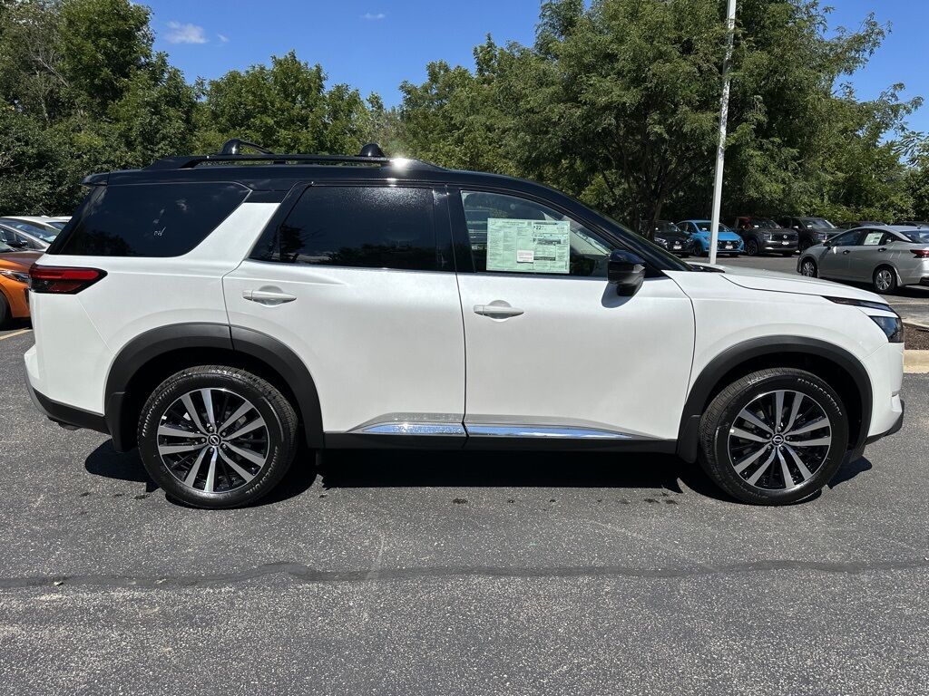 2025 Nissan Pathfinder Platinum San Clemente CA