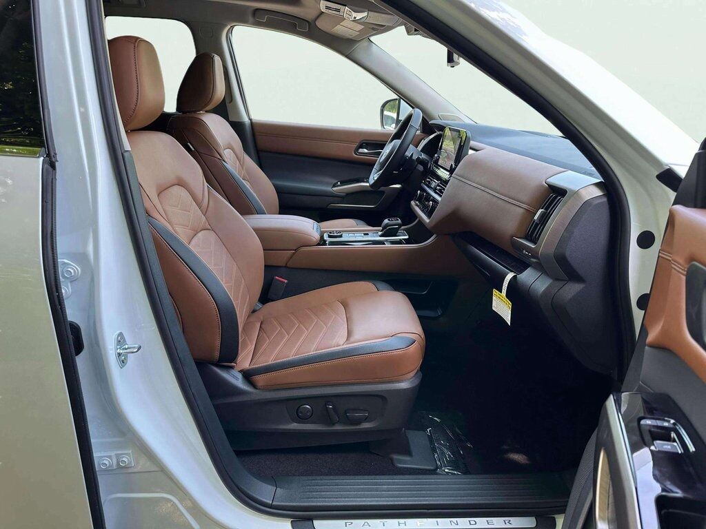 2025 Nissan Pathfinder Platinum San Clemente CA