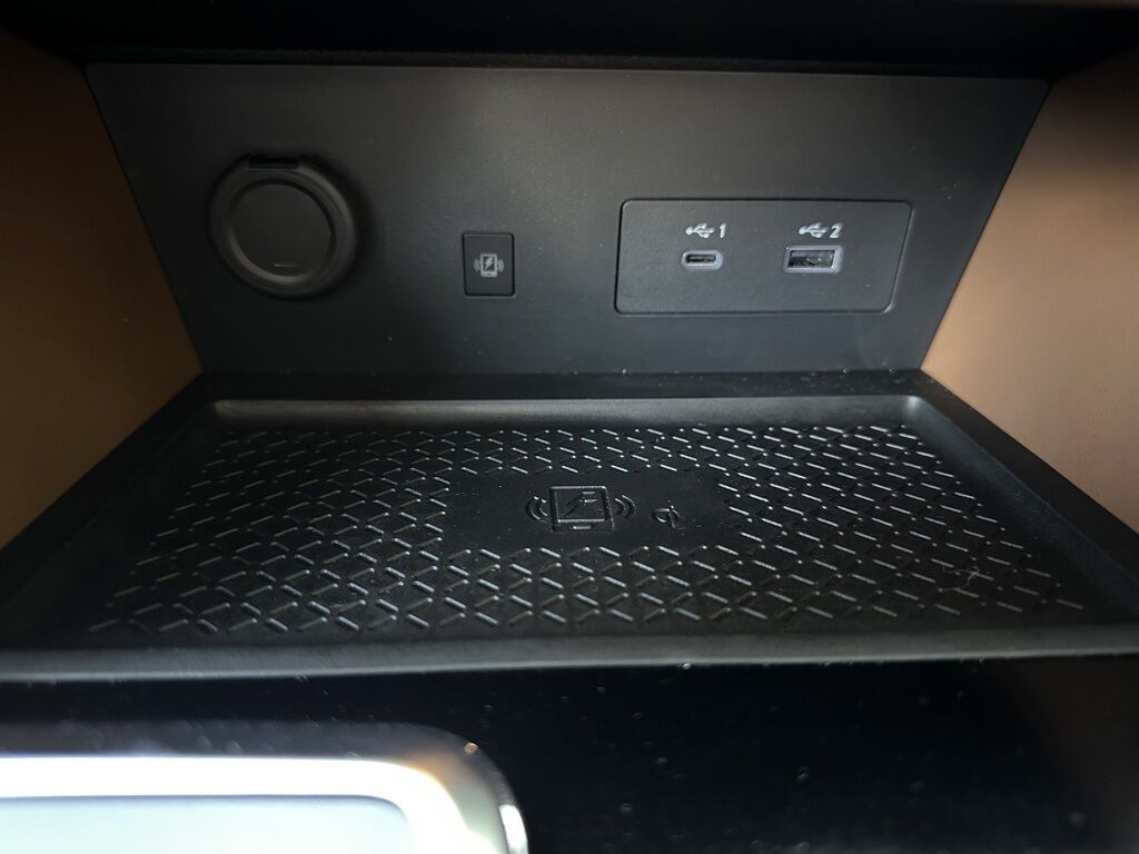 2025 Nissan Pathfinder Platinum w/Captain&apos;s Chairs Package San Clemente CA