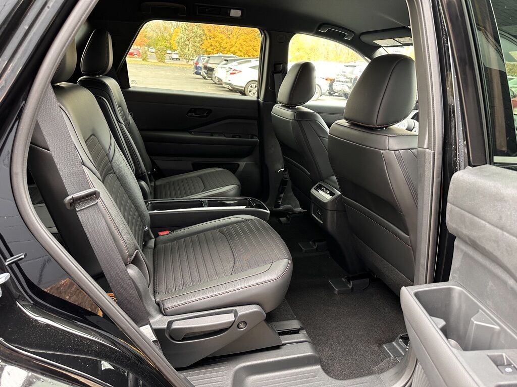 2025 Nissan Pathfinder Rock Creek San Clemente CA