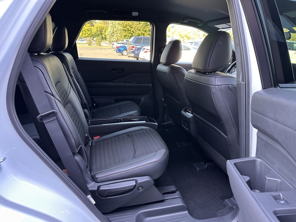 2025 Nissan Pathfinder Rock Creek San Clemente CA