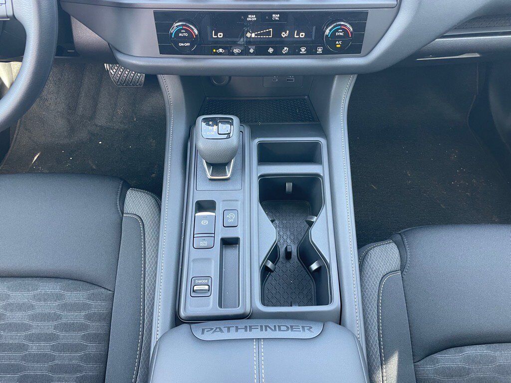 2025 Nissan Pathfinder S Oak Ridge TN 2025 Nissan Pathfinder S Oak Ridge TN