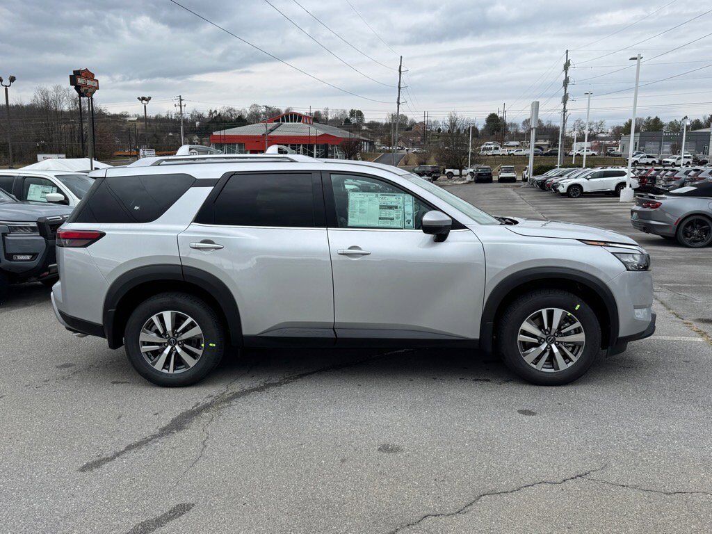2025 Nissan Pathfinder SL Johnson City TN 2025 Nissan Pathfinder SL Johnson City TN