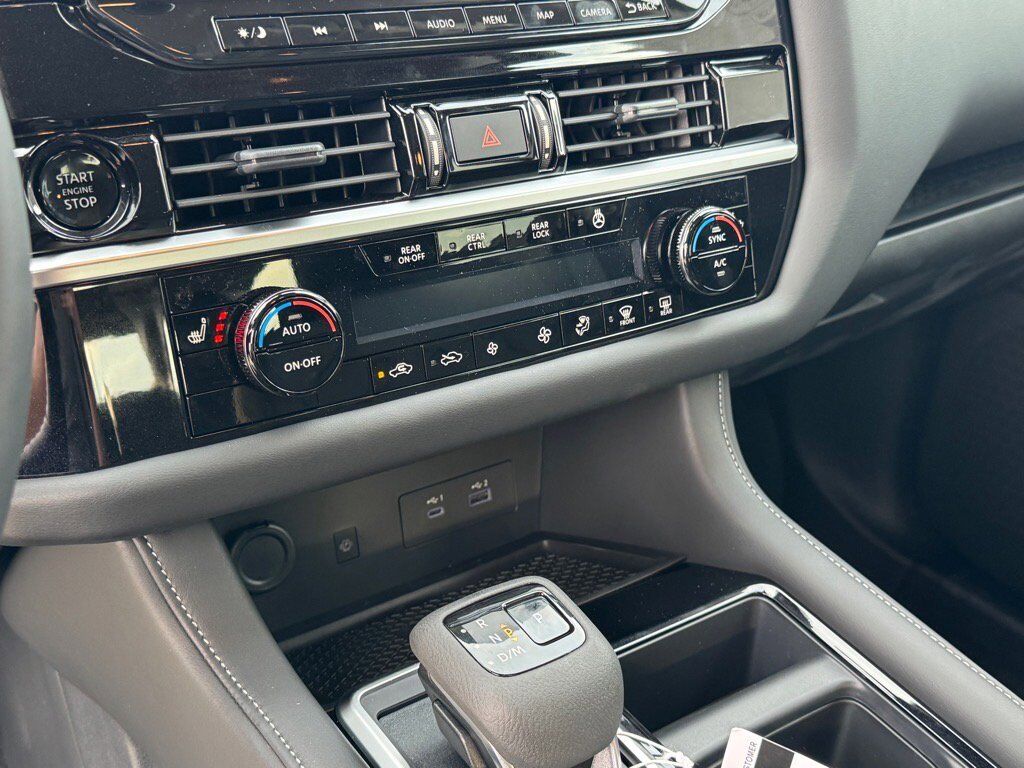 2025 Nissan Pathfinder SL Johnson City TN 2025 Nissan Pathfinder SL Johnson City TN