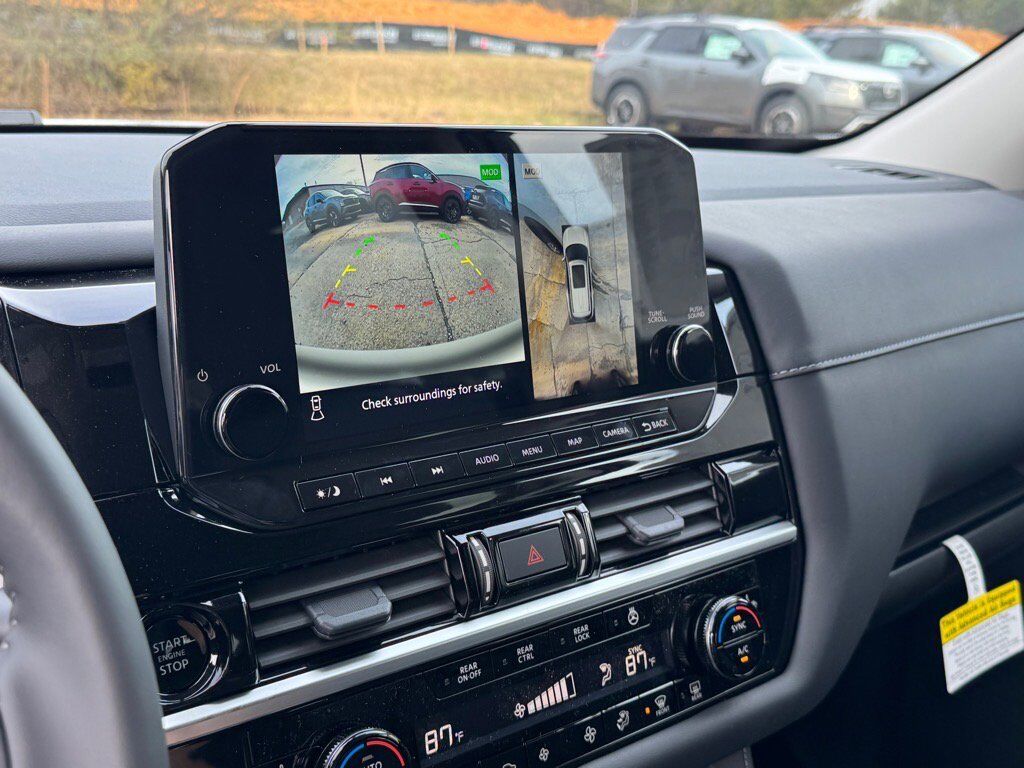 2025 Nissan Pathfinder SL Johnson City TN 2025 Nissan Pathfinder SL Johnson City TN