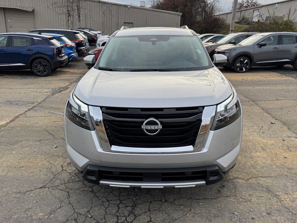 2025 Nissan Pathfinder SL Johnson City TN 2025 Nissan Pathfinder SL Johnson City TN