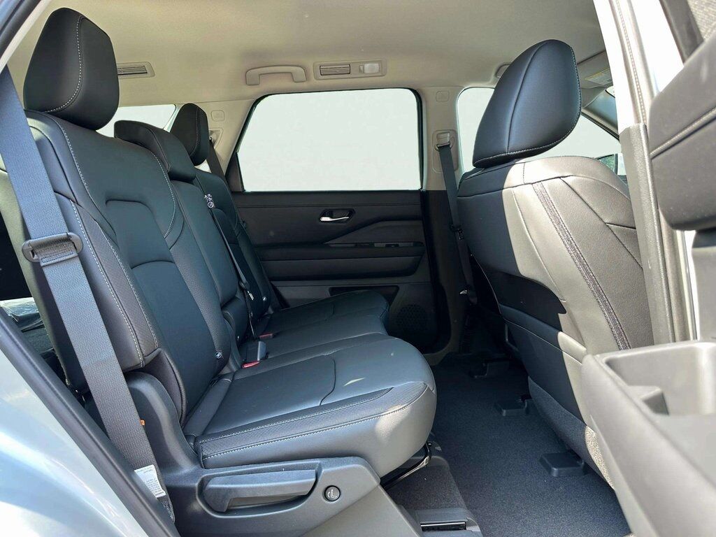 2025 Nissan Pathfinder SL San Clemente CA 2025 Nissan Pathfinder SL San Clemente CA